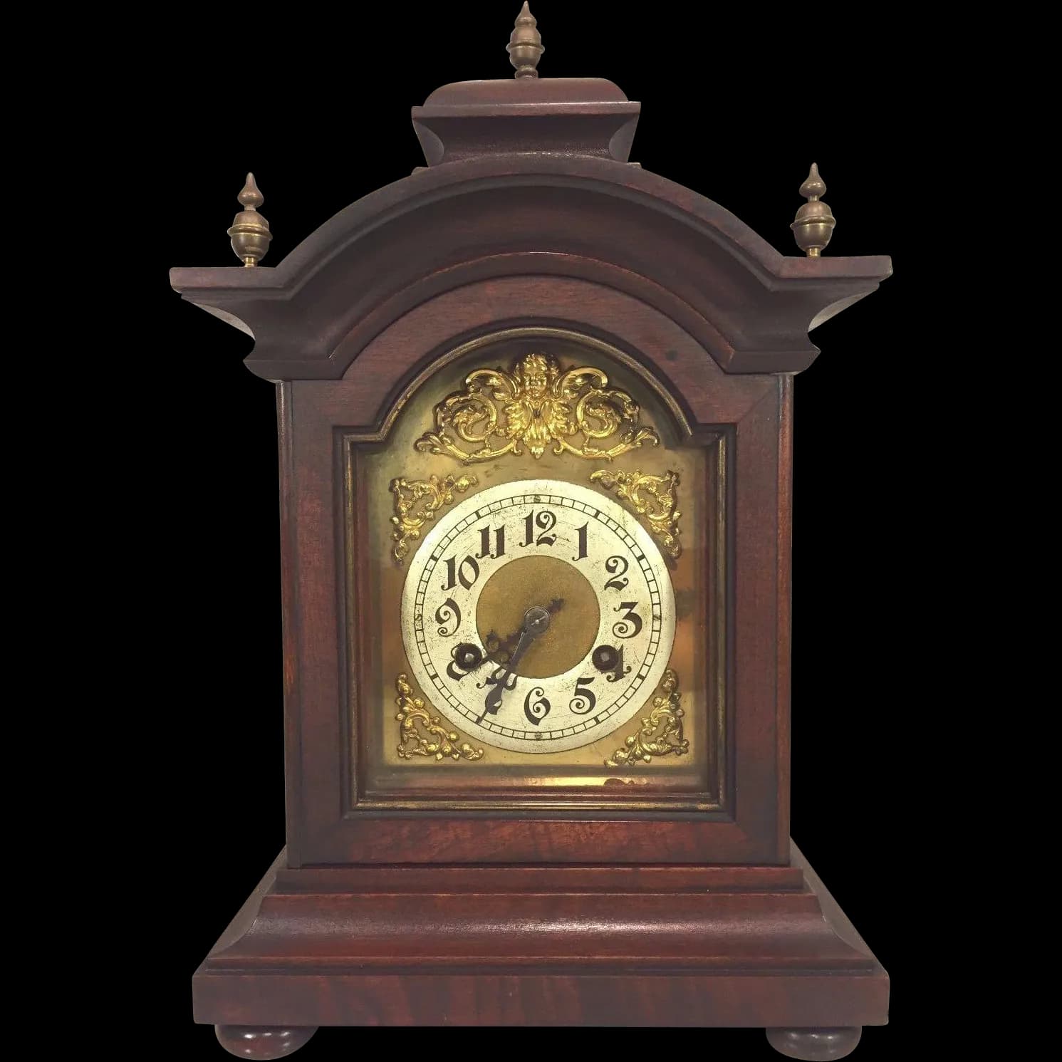 Bracket Clock, Wall Clock, Vintage Style, Elegant Design, Home Decor PNG