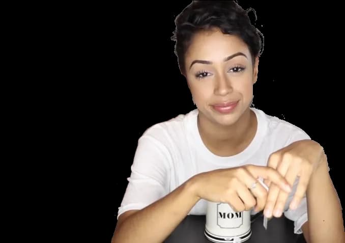 Liza-Koshy-PNG-Pic
