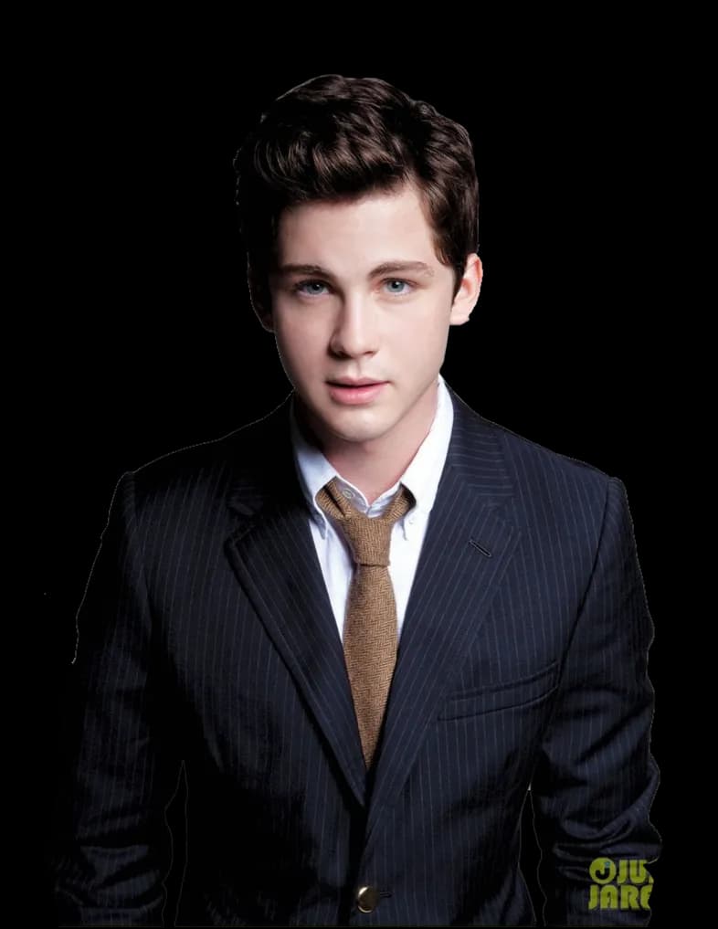 Logan-Lerman-PNG-Image