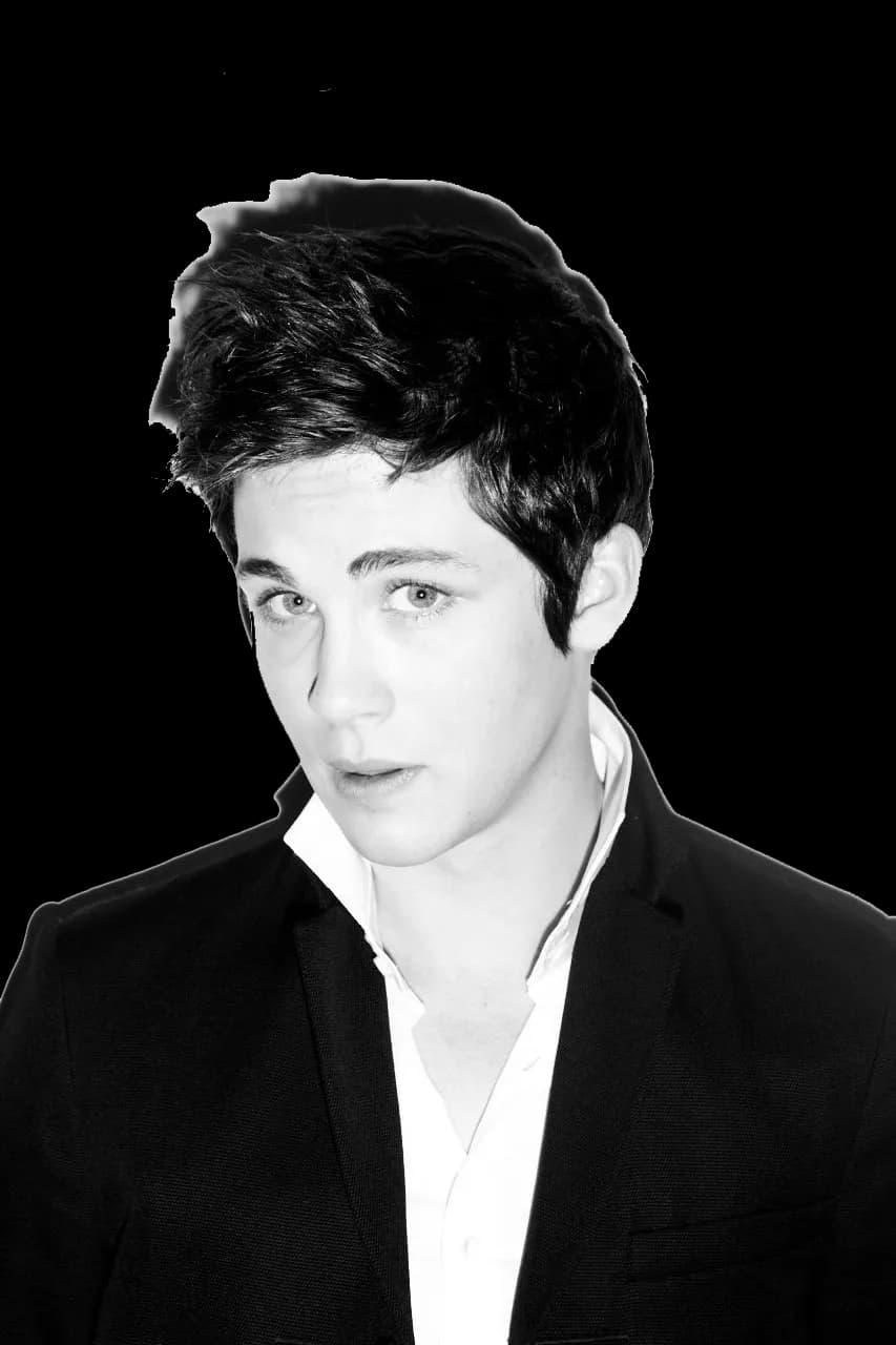 Logan-Lerman-Transparent-Background