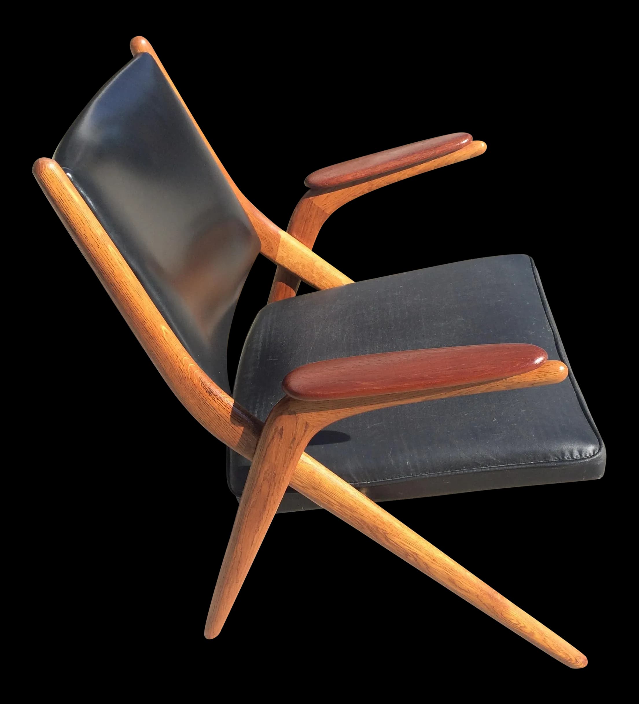 Scissors-Chair-PNG-Transparent-Picture